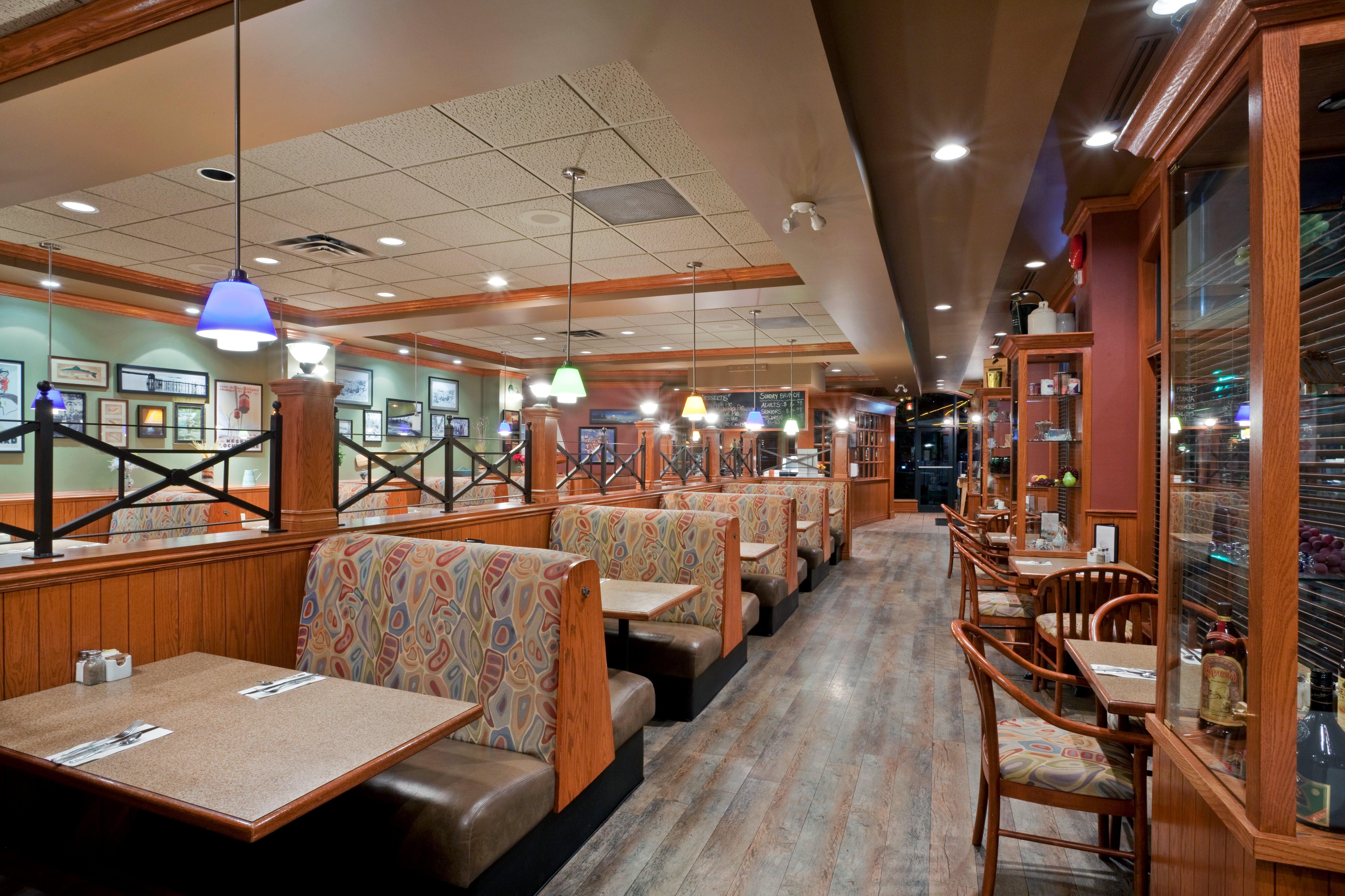 North Vancouver, An Ihg 4*
