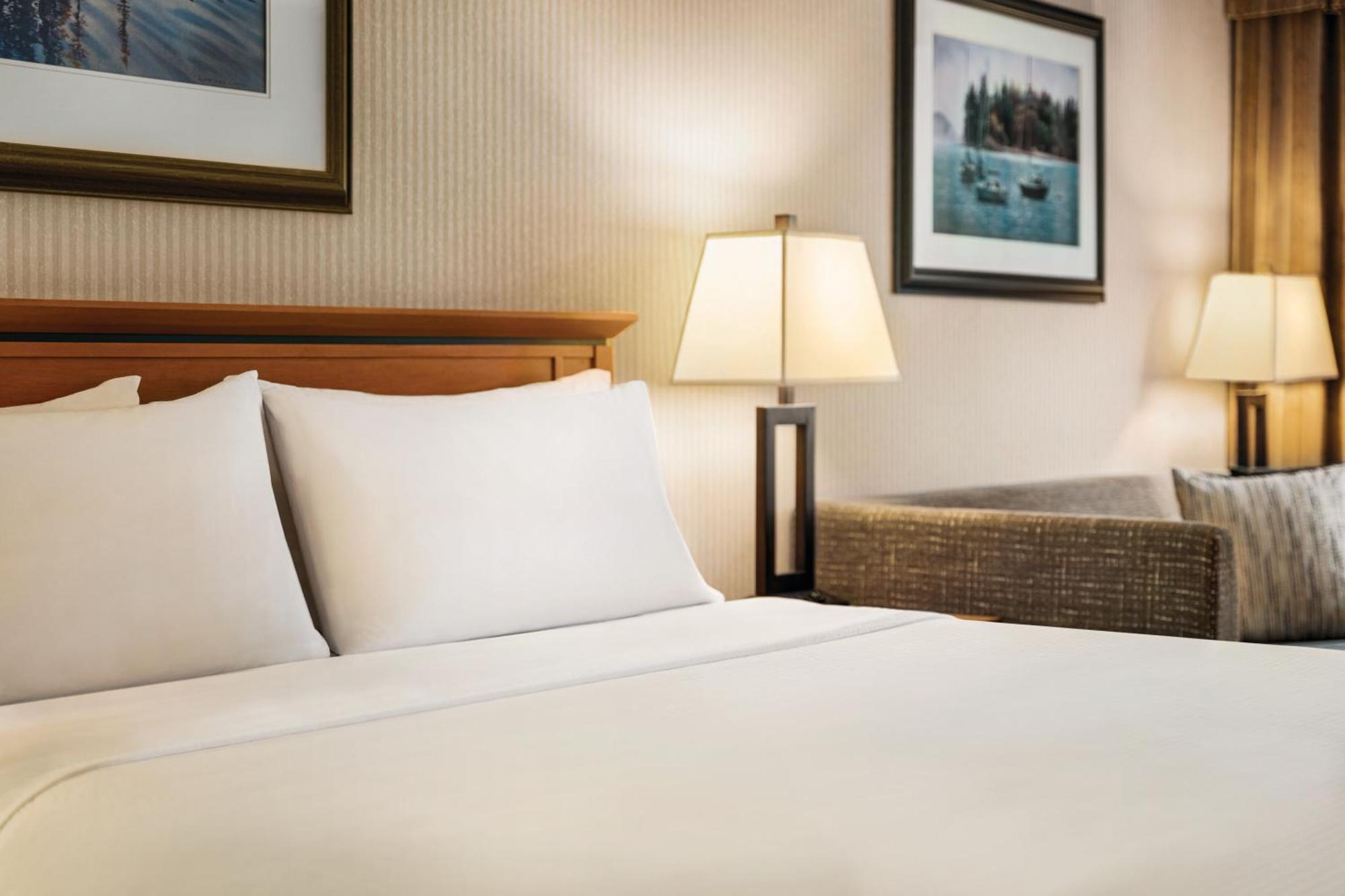 North Vancouver, An Ihg 4*