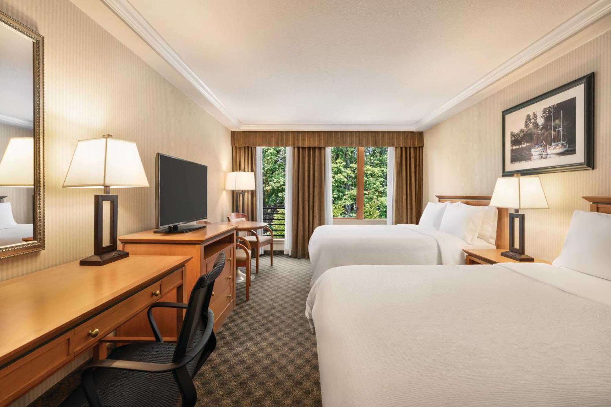 North Vancouver, An Ihg 4*