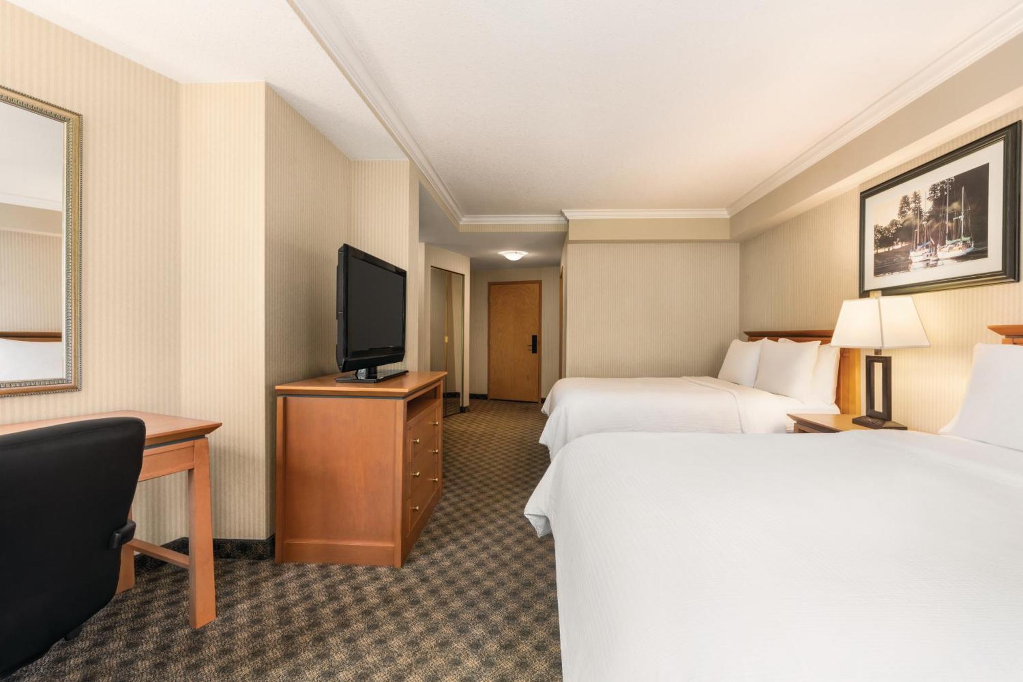 North Vancouver, An Ihg 4* North Vancouver