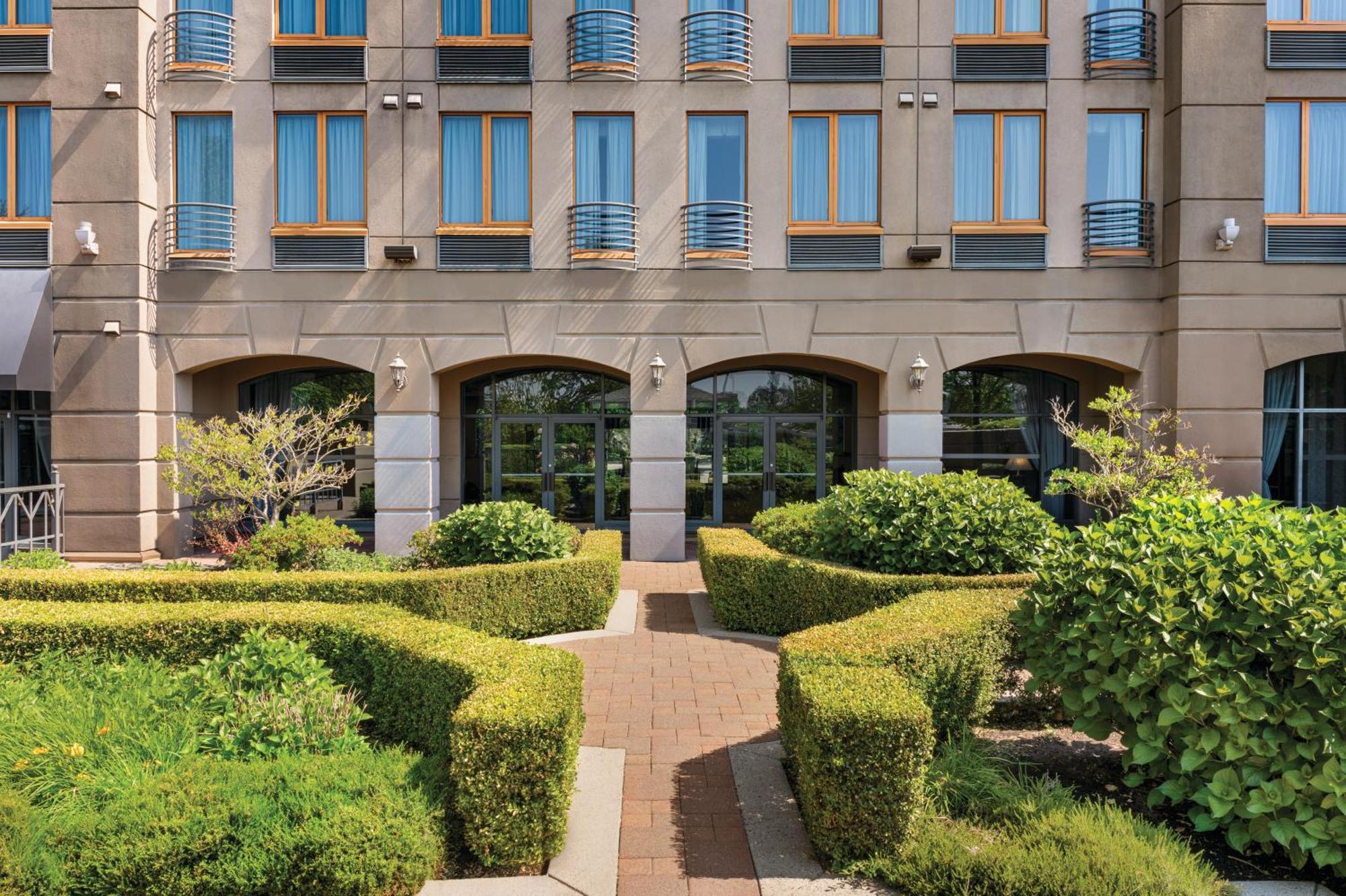 North Vancouver, An Ihg 4*