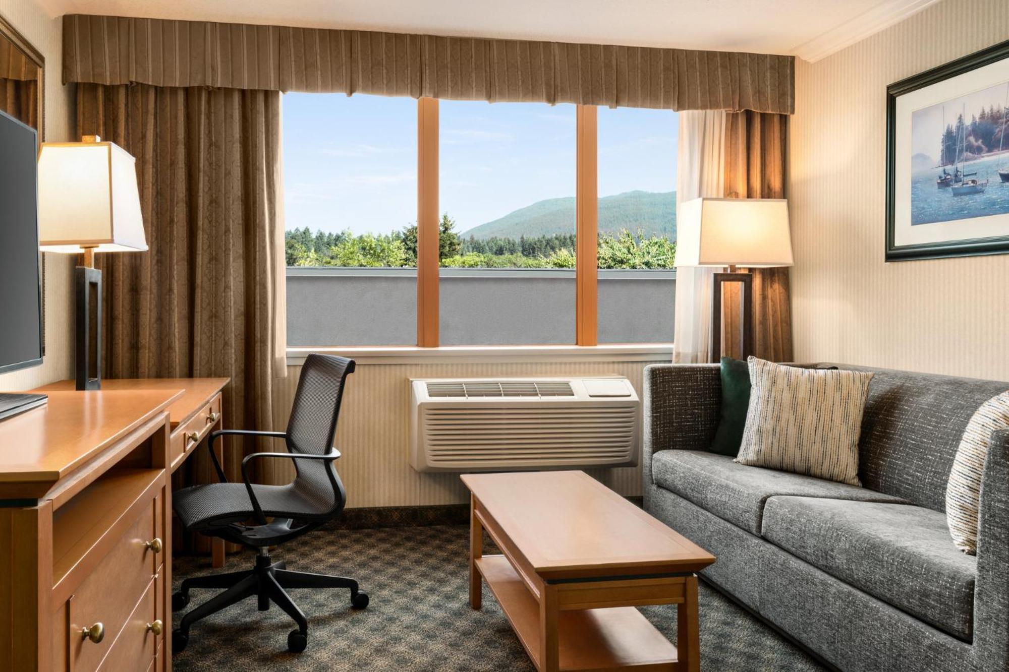 North Vancouver, An Ihg