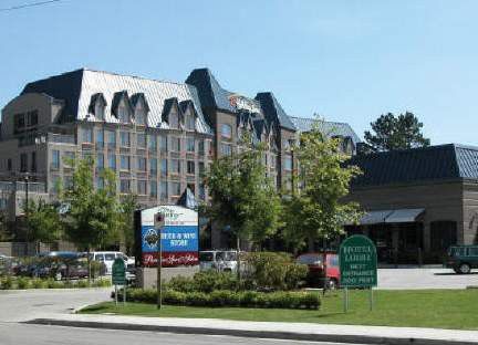& By Ihg 4*